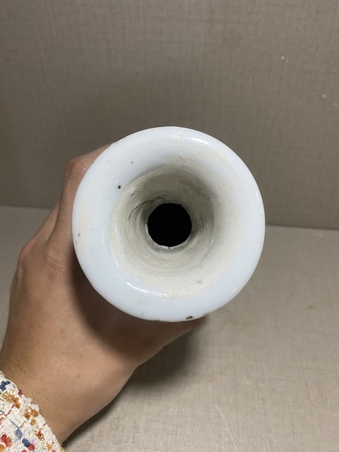 古玩陶瓷清中期青花花卉紋撇口瓶拍賣，當(dāng)前價格1200元