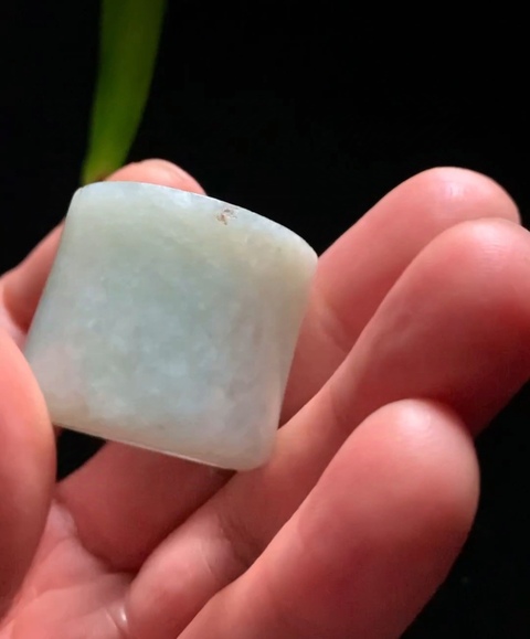 古玩玉器清代天然翡翠雕“素紋扳指”拍賣,當前價格2200元