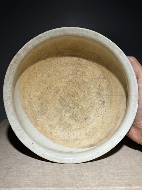 古玩陶瓷明代哥釉三足香爐拍賣,當前價格1388元