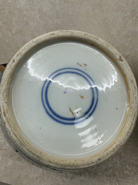 古玩陶瓷青花梅花地開窗提蘭花卉紋罐一對拍賣，當前價格12000元