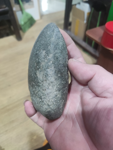 古玩玉器文化期石斧拍賣,當前價格228元