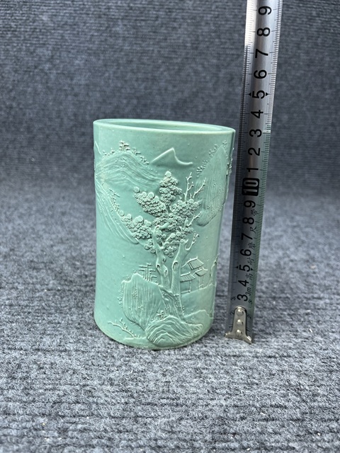 古玩陶瓷松石綠釉雕瓷筆筒拍賣，當前價格7888元