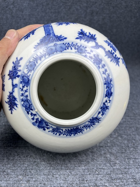 古玩陶瓷青花花鳥紋罐拍賣,當(dāng)前價(jià)格2688元