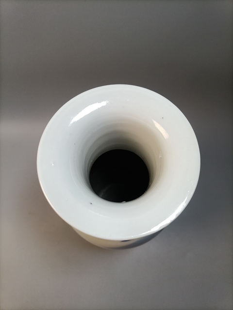 古玩陶瓷晚清青花山水人物紋撇口瓶拍賣,當前價格2800元