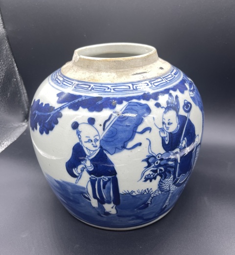 古玩陶瓷清中期青花人物麒麟送子紋罐拍賣，當前價格2888元