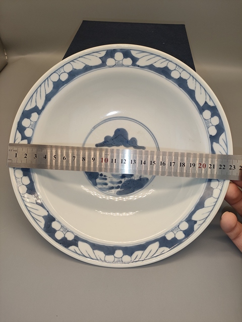 古玩陶瓷青花外三星內山水人物紋碗拍賣，當前價格760元
