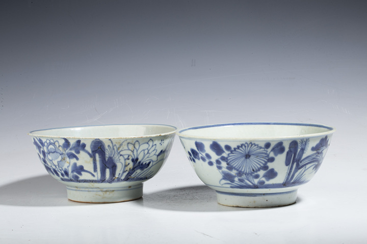 清中早·青花花卉紋碗一對拍賣，當(dāng)前價格580元