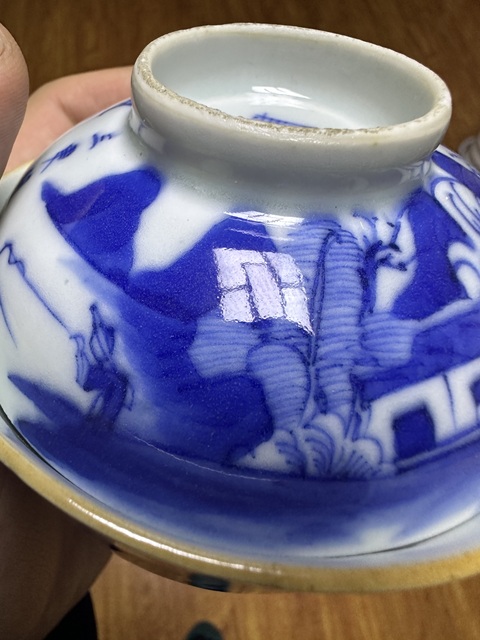 古玩陶瓷清中期山水詩紋青花蓋碗拍賣，當(dāng)前價(jià)格4580元
