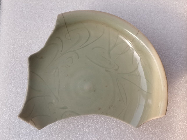 古玩陶瓷龍泉青瓷刻花標本拍賣,當前價格0元