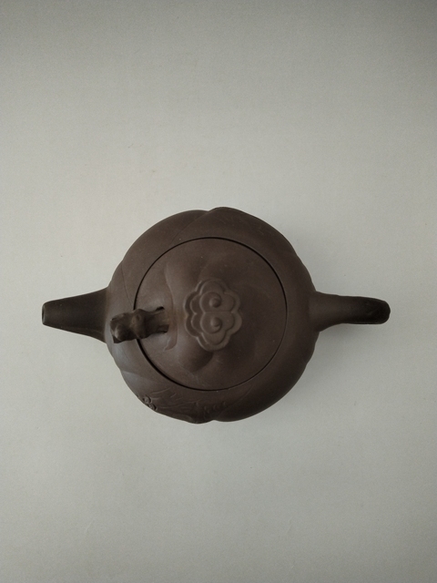 古玩雜項(文革時期)魚化龍紫砂壺拍賣,當前價格568元