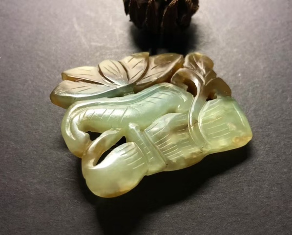 古玩玉器清代和田玉雕“花卉佩”拍賣，當前價格11000元