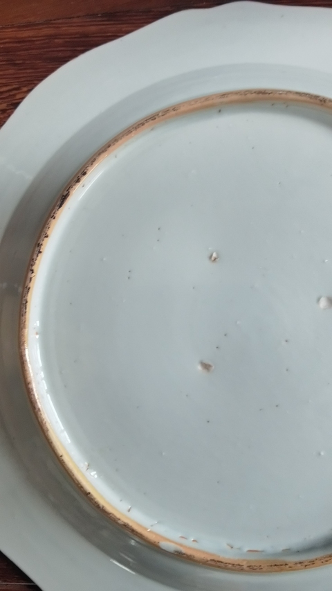 古玩陶瓷清代乾隆粉彩花卉紋花口盤拍賣，當(dāng)前價(jià)格6900元