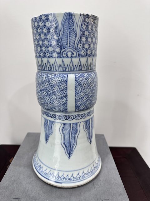 古玩陶瓷青花淡描花鼓殘器拍賣,當(dāng)前價(jià)格6500元