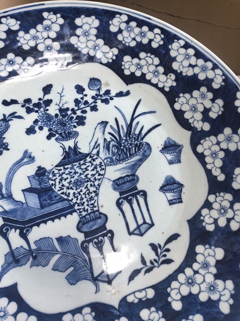 古玩陶瓷博古圖青花盤拍賣，當前價格18000元