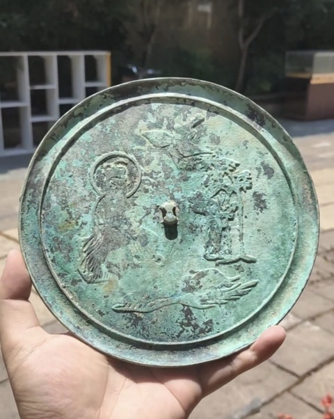 古玩銅器(帶保真卡)龜鶴仙人鏡拍賣,當前價格3555元