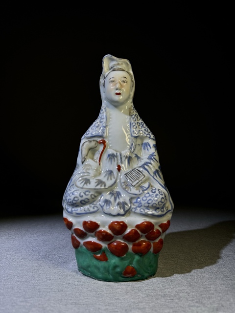古玩陶瓷民國粉彩觀音塑像觀音瓷塑觀世音菩薩瓷塑塑像拍賣,當前價格1500元