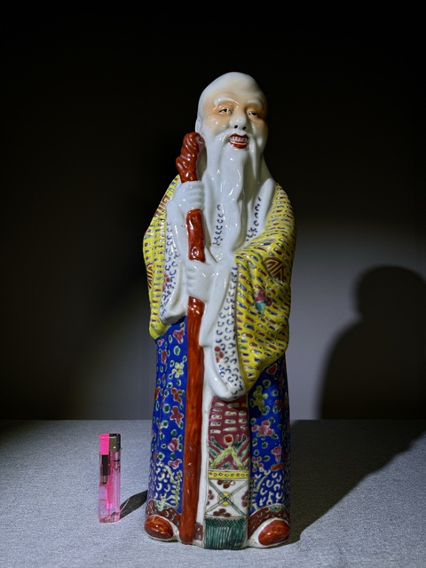 古玩陶瓷民國(guó)粉彩壽星瓷塑塑像民國(guó)壽星大瓷塑拍賣(mài),當(dāng)前價(jià)格5800元