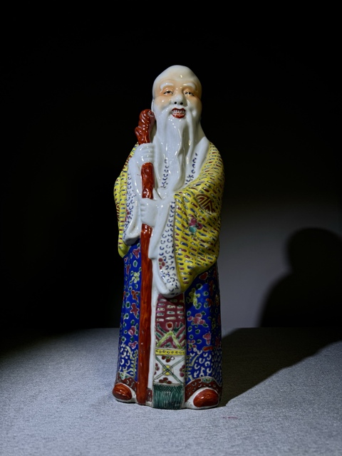 古玩陶瓷民國(guó)粉彩壽星瓷塑塑像民國(guó)壽星大瓷塑拍賣(mài),當(dāng)前價(jià)格5800元