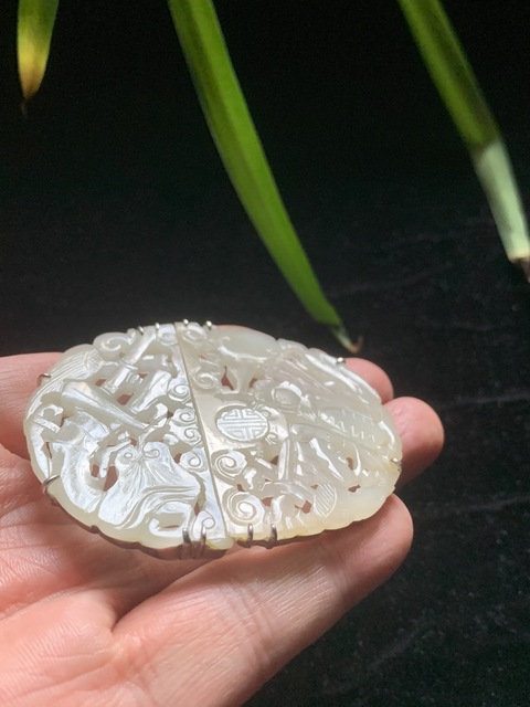 古玩玉器清代和田玉雕“帶扣”拍賣,當前價格11500元