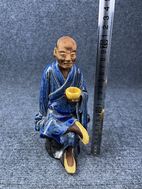 古玩陶瓷石灣窯羅漢塑像拍賣,當前價格2288元