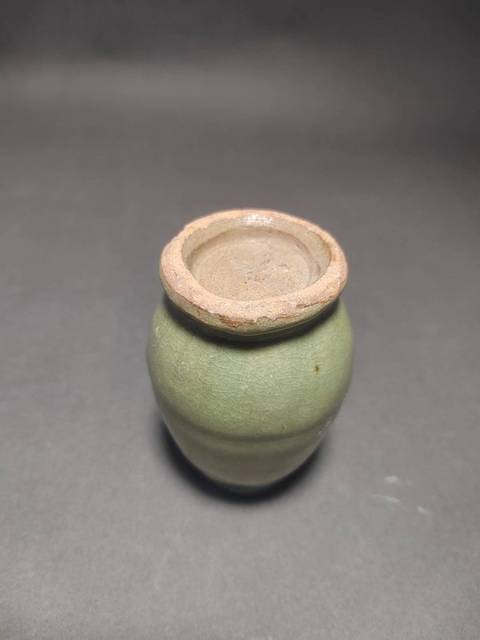 古玩陶瓷元代龍泉青瓷大吉瓶拍賣,當前價格2000元
