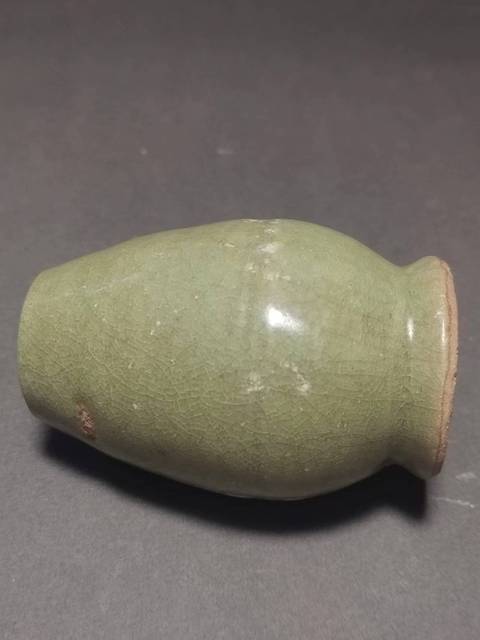 古玩陶瓷元代龍泉青瓷大吉瓶拍賣,當前價格2000元