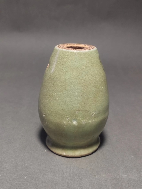 古玩陶瓷元代龍泉青瓷大吉瓶拍賣,當前價格2000元