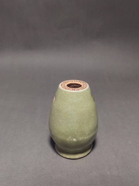 古玩陶瓷元代龍泉青瓷大吉瓶拍賣,當前價格2000元