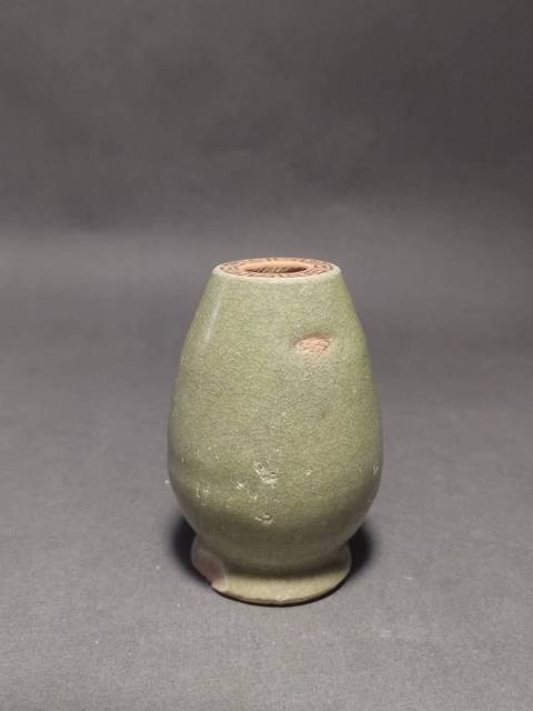 古玩陶瓷元代龍泉青瓷大吉瓶拍賣,當前價格2000元