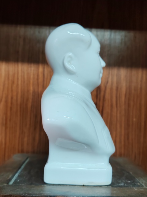 古玩陶瓷白釉毛主席塑像拍賣，當前價格1000元