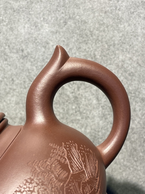 古玩雜項李昌鴻菊瓣壺拍賣,當(dāng)前價格19999元