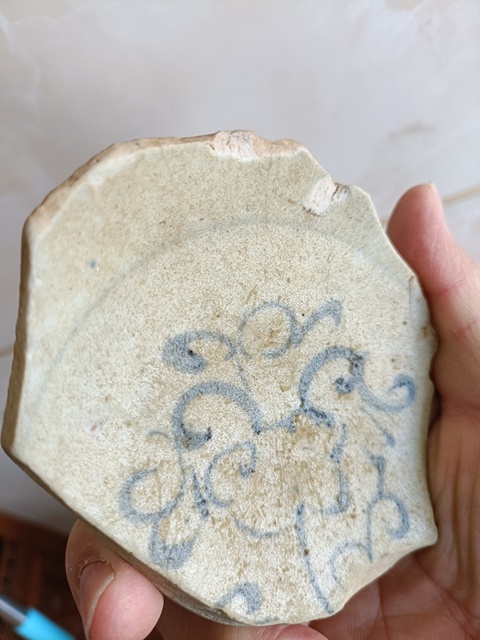 古玩陶瓷元青花一束蓮紋大整底大標本拍賣,當前價格980元