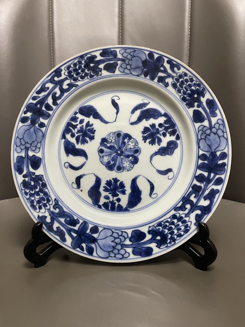 古玩陶瓷青花花卉紋盤拍賣,當(dāng)前價(jià)格1800元