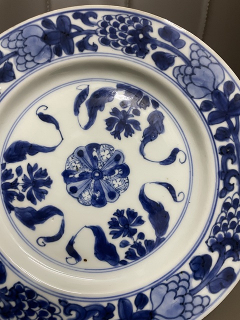 古玩陶瓷青花花卉紋盤拍賣,當(dāng)前價(jià)格1800元