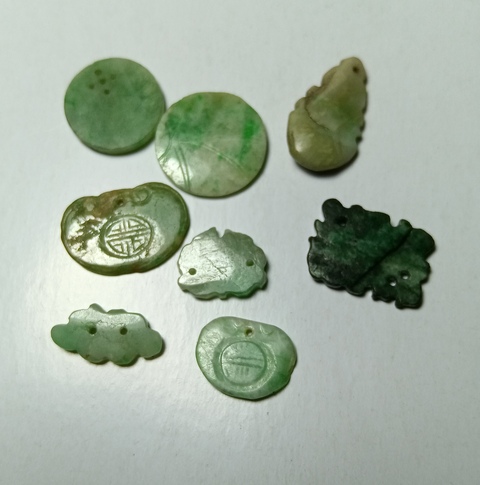 古玩玉器清代天然翡翠花片拍賣，當前價格880元