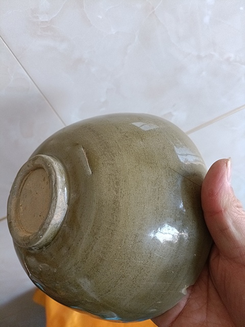 古玩陶瓷北宋早期龍泉青瓷六出筋葵口大碗拍賣，當(dāng)前價(jià)格980元