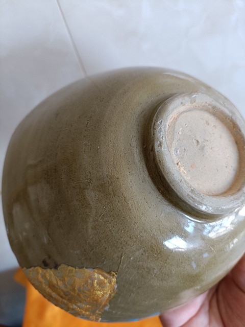 古玩陶瓷北宋早期龍泉青瓷六出筋葵口大碗拍賣，當(dāng)前價(jià)格980元