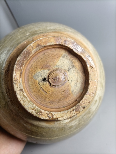 古玩陶瓷特價元龍泉系青釉大茶碗拍賣，當前價格350元