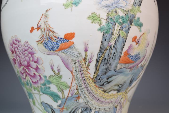 古玩陶瓷清晚期粉彩五倫圖將軍罐拍賣，當前價格19800元