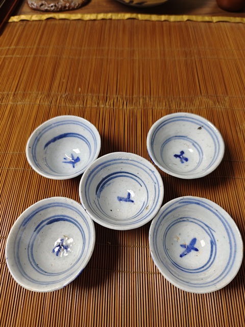 古玩陶瓷清中期 青花杯拍賣,當前價格158元