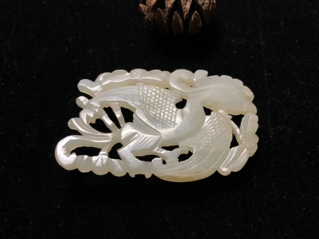 古玩玉器明末清初和田玉雕“鳳鳥(niǎo)佩”拍賣,當(dāng)前價(jià)格8000元
