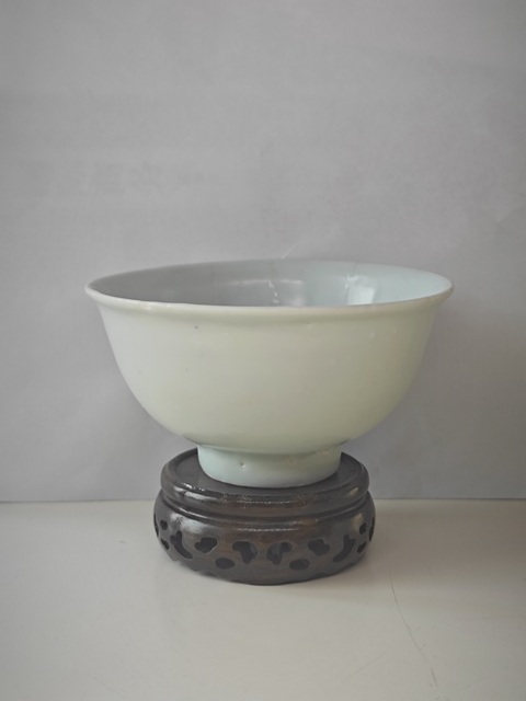 古玩陶瓷明中晚期青花麒麟紋茶碗拍賣，當(dāng)前價格2345元