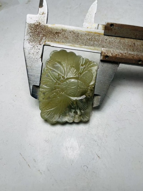 古玩玉器和田玉雕“蝴蝶佩”拍賣,當前價格299元
