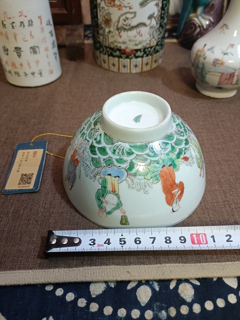 古玩陶瓷粉彩八仙碗拍賣,當前價格2888元