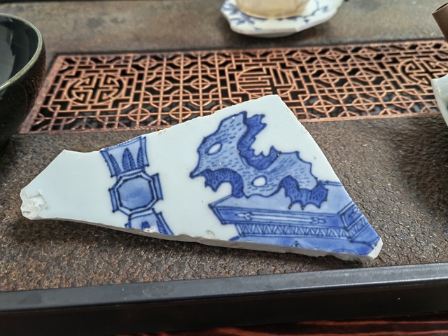 古玩陶瓷清順治 青花洞石紋標本拍賣,當前價格289元