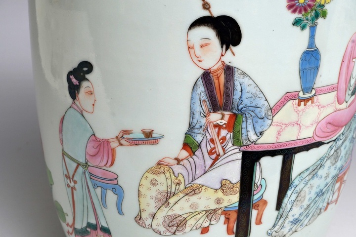 古玩陶瓷粉彩人物故事燈籠瓶真品鑒賞圖