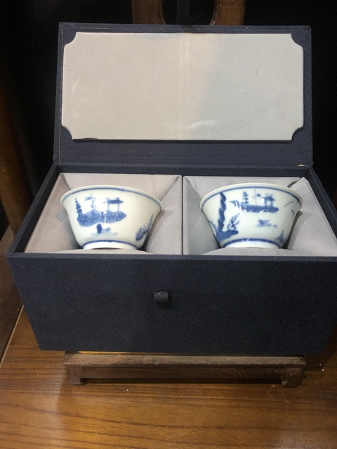 古玩陶瓷（精品品茗杯）清·康熙·訪友圖·青花品茗杯一對拍賣，當前價格3180元