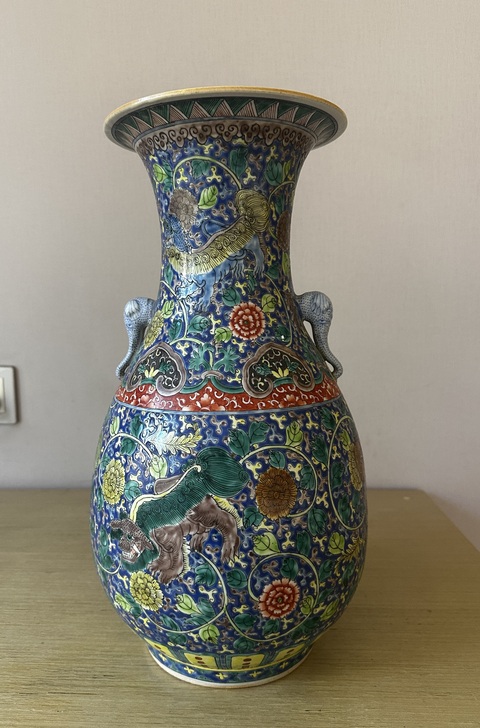 古玩陶瓷花間獅子雙象鼻耳五彩枇杷尊拍賣，當前價格15000元