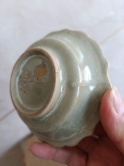 古玩陶瓷元代龍泉青瓷花口洗拍賣，當(dāng)前價格2980元