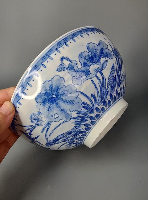 古玩陶瓷青花蛋殼瓷滿池嬌大碗拍賣，當前價格0元